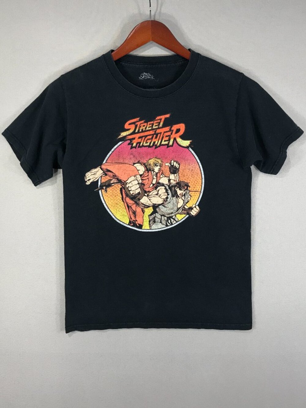 Street Fighter Capcom T Shirt Men's Small Black Graphic Pullover Tee Crew SS